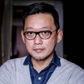 免费费看的欧亚很色大片